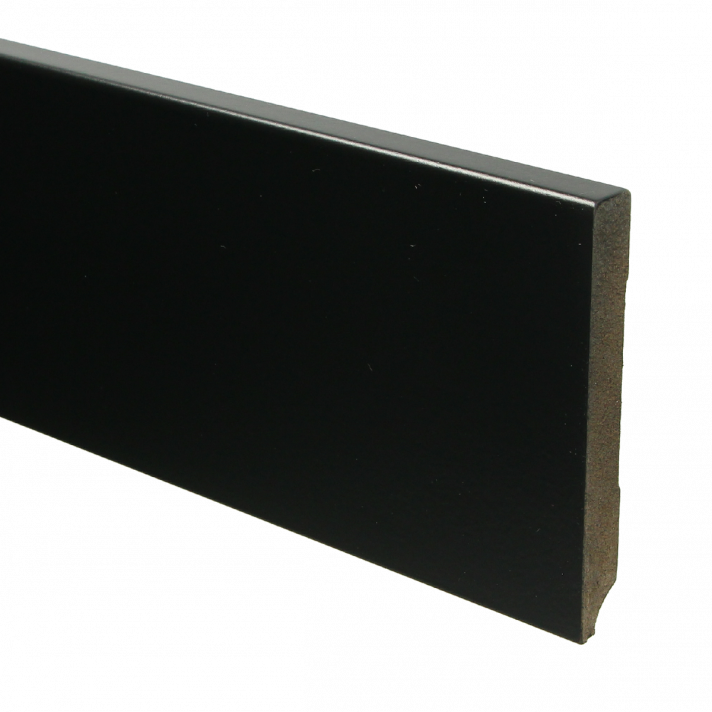 MDF Moderne plint 120x15 voorgelakt RAL 9005 | 2.4 meter